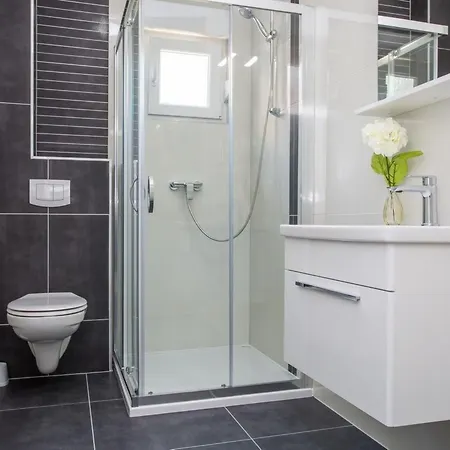 In Mit Eigenem Balkon By Interhome Apartament Baška
