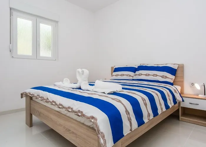 In Mit Eigenem Balkon By Interhome Apartment